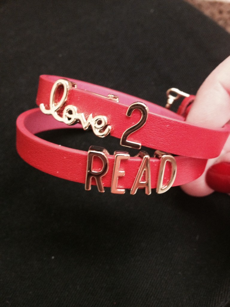 Love 2 READ bracelet - KEEP Collective